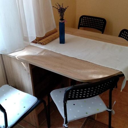 Gesztenyes Apartman Miskolc Ngoại thất bức ảnh