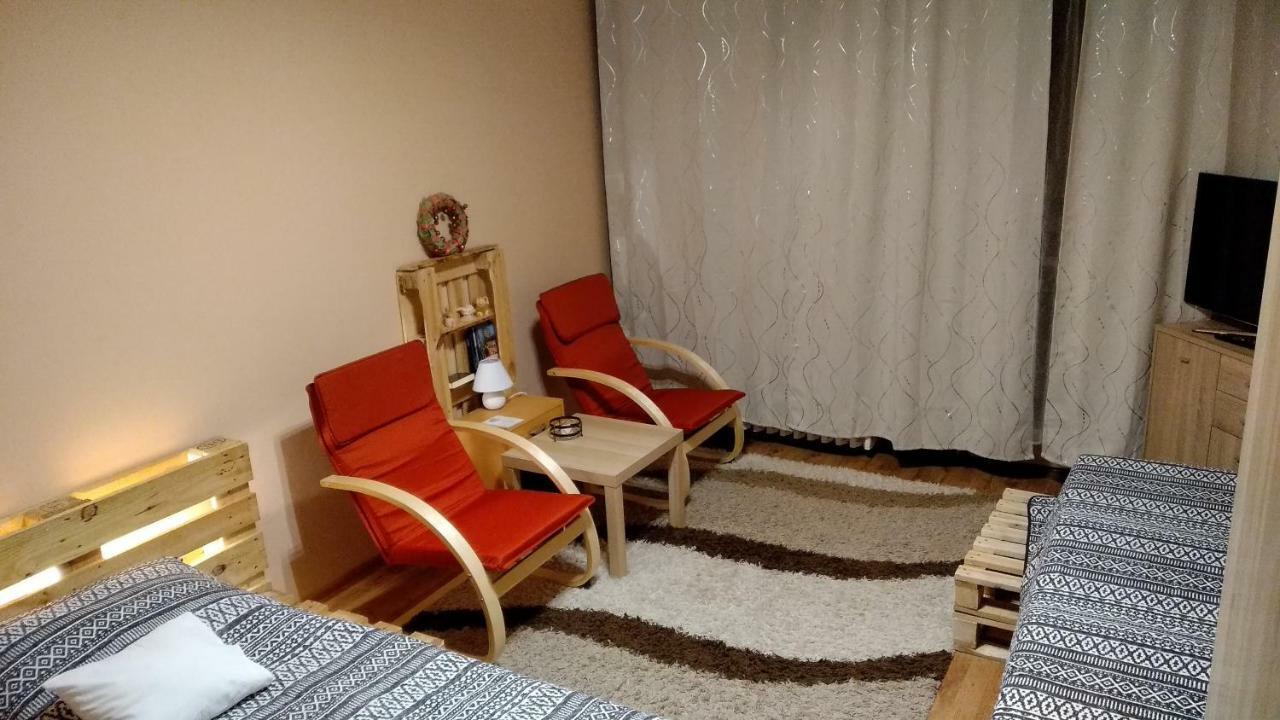 Gesztenyes Apartman Miskolc Ngoại thất bức ảnh